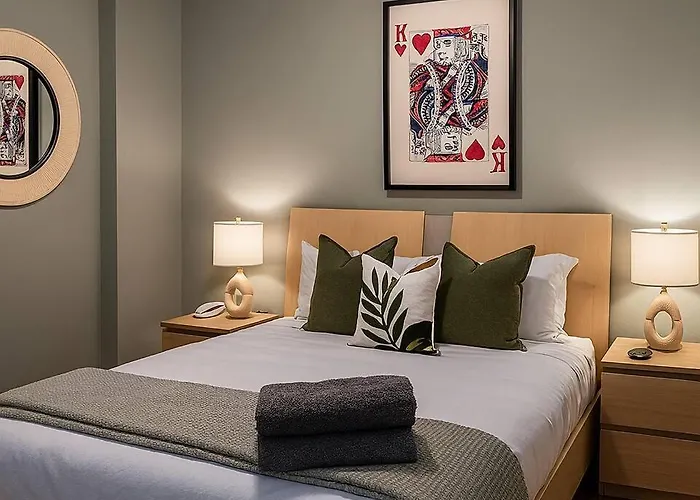 Bridgeport Sleeps 4