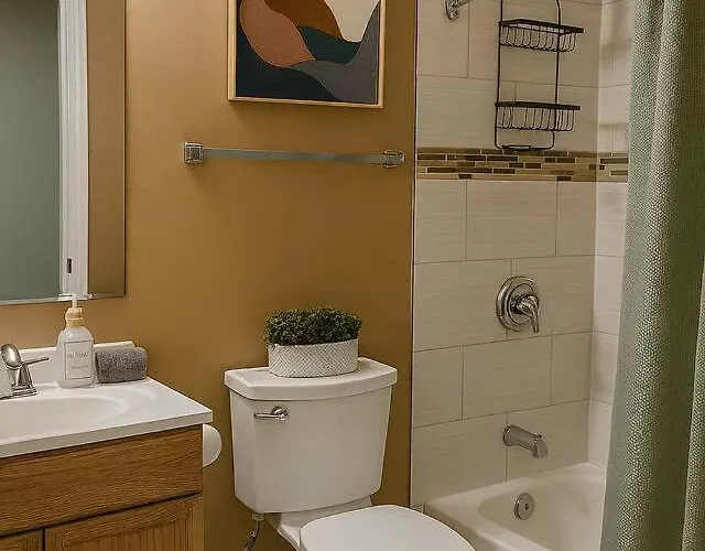 Bridgeport Sleeps 4 Ferienhaus